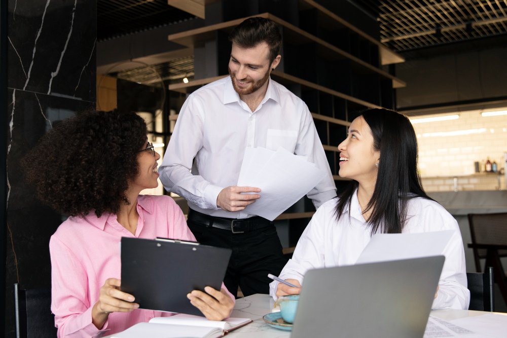 Transformando Feedback do Cliente em Ação Eficiente